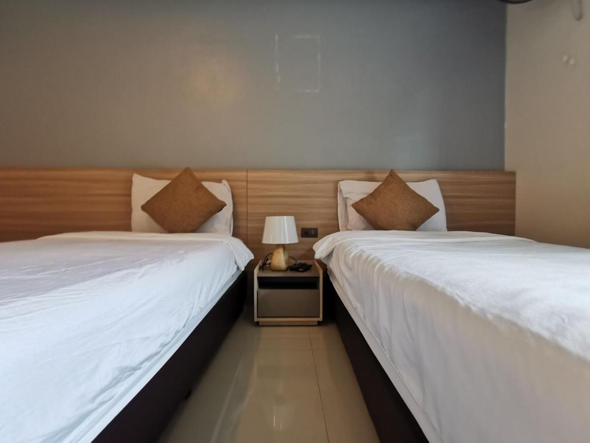 Smile Resort Sriracha Si Racha Bagian luar foto