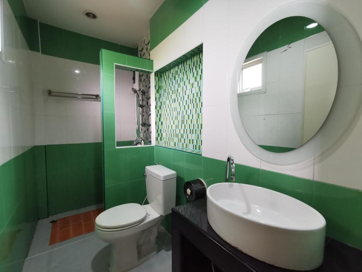 Smile Resort Sriracha Si Racha Bagian luar foto