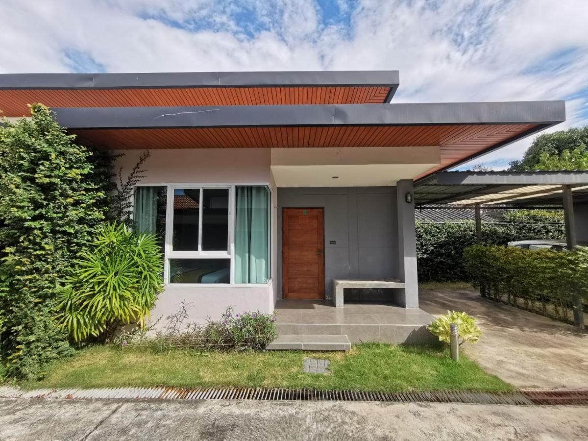 Smile Resort Sriracha Si Racha Bagian luar foto