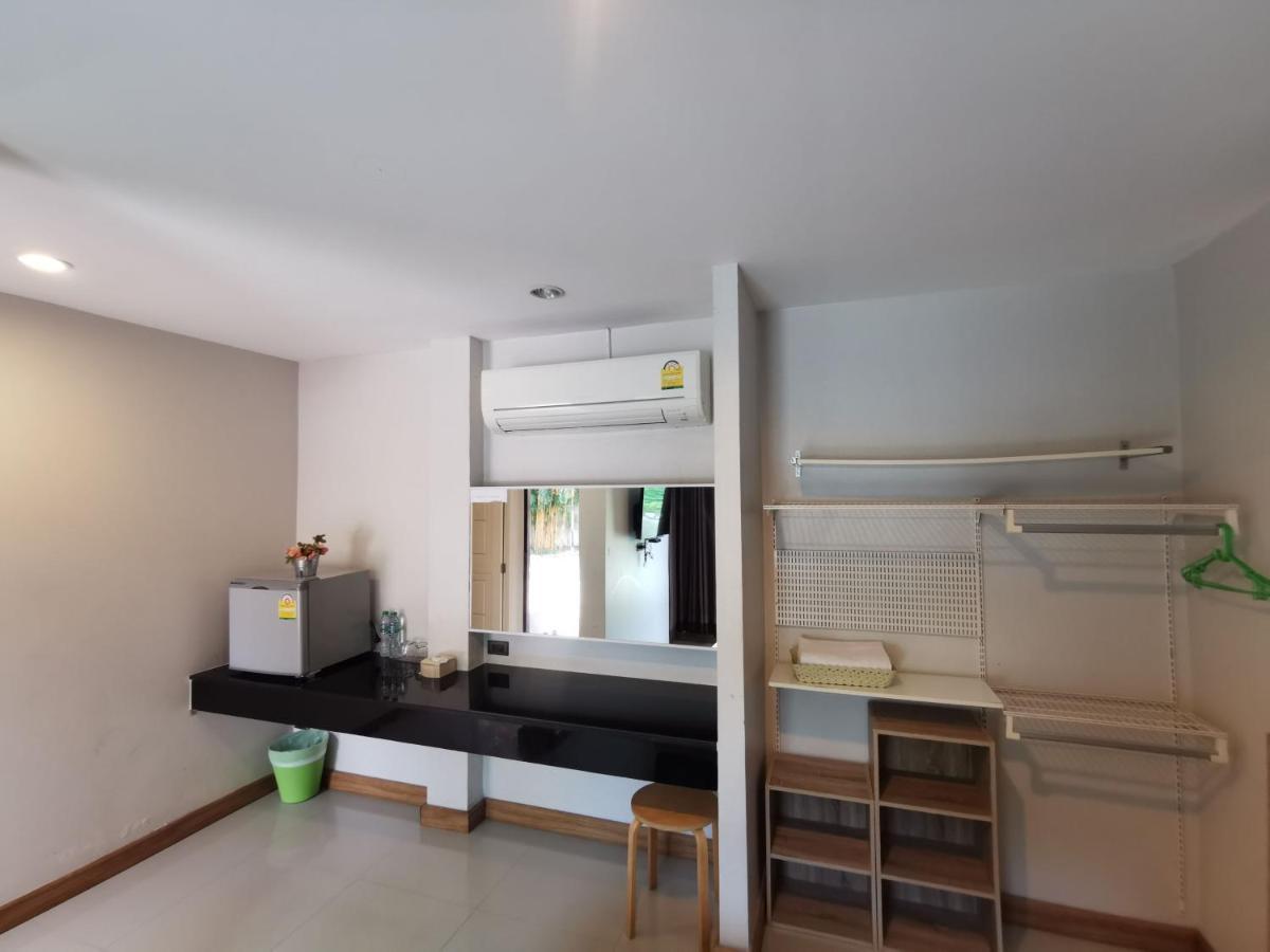 Smile Resort Sriracha Si Racha Bagian luar foto
