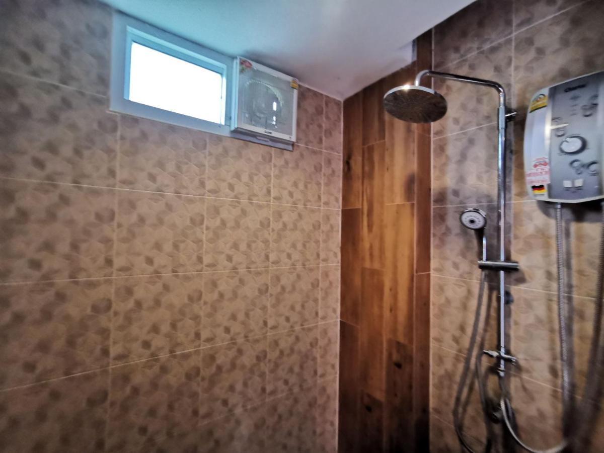 Smile Resort Sriracha Si Racha Bagian luar foto