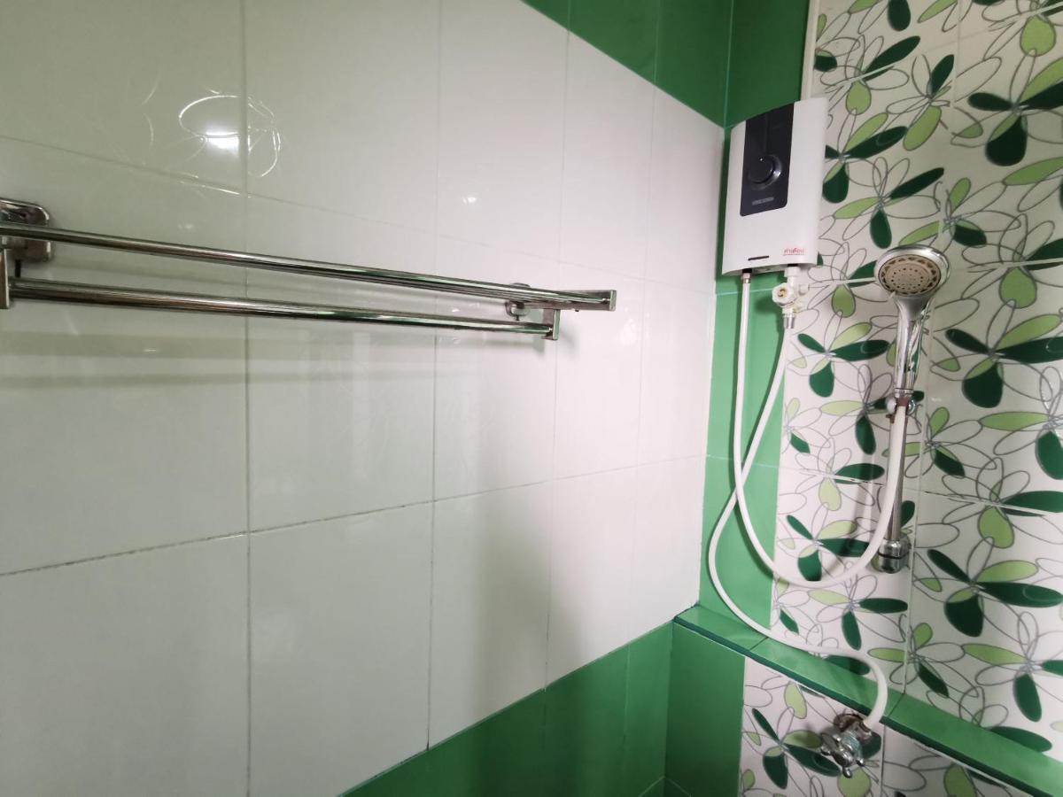 Smile Resort Sriracha Si Racha Bagian luar foto